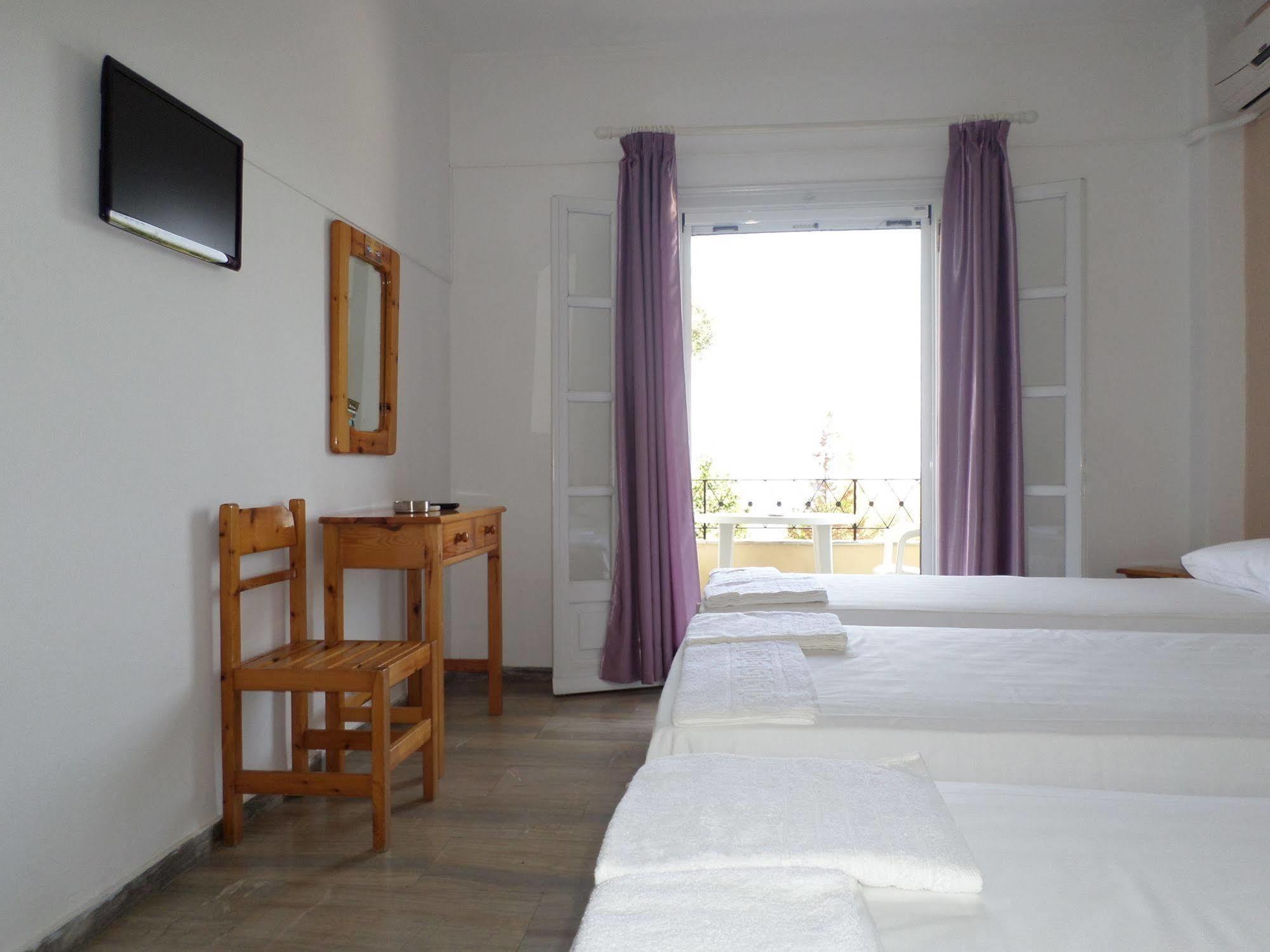 Rising Sun Apartments&Studios Benitses  Bagian luar foto