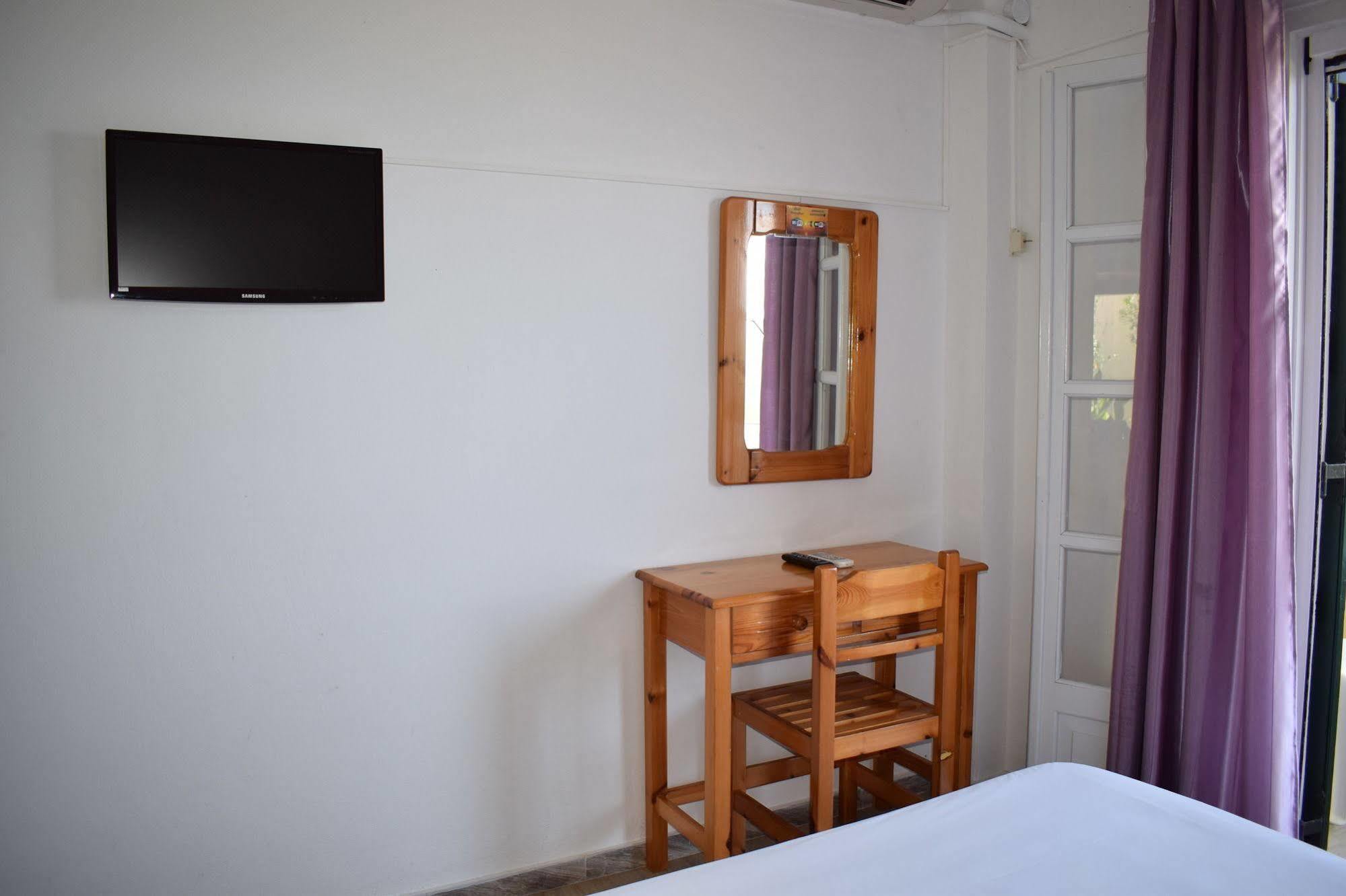 Rising Sun Apartments&Studios Benitses  Bagian luar foto